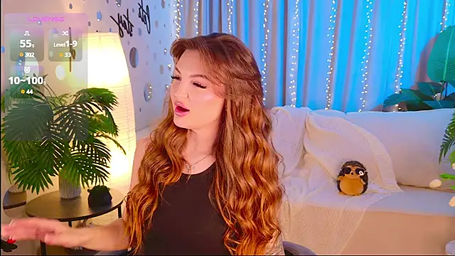 Annaa Banana online show from 10-31-25, 06:03