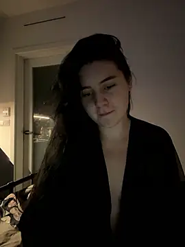 Snapshot of Evelyn___Sweet chatting on 01-08-26, 08:22 Evelyn Sweet online show from 01-08-26, 08:22