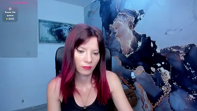 Snapshot of DanaaRey chatting on 01-20-25, 11:24 DanaaRey online show from 01-20-25, 11:24