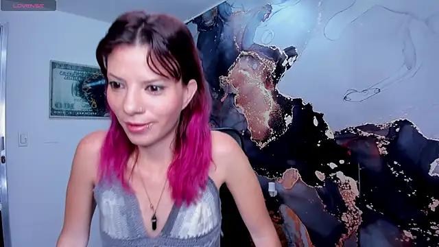 Snapshot of DanaaRey chatting on 02-08-25, 11:12 DanaaRey online show from 02-08-25, 11:12