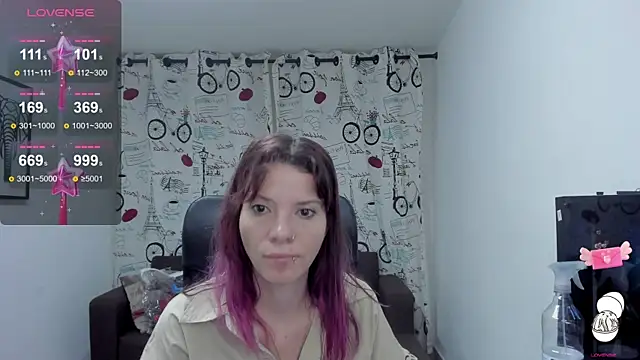 Snapshot of DanaaRey chatting on 02-18-25, 11:11 DanaaRey online show from 02-18-25, 11:11