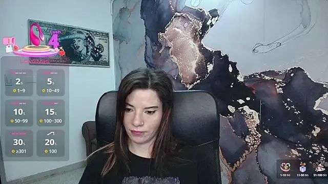 Snapshot of DanaaRey chatting on 09-18-25, 11:23 DanaaRey online show from 09-18-25, 11:23