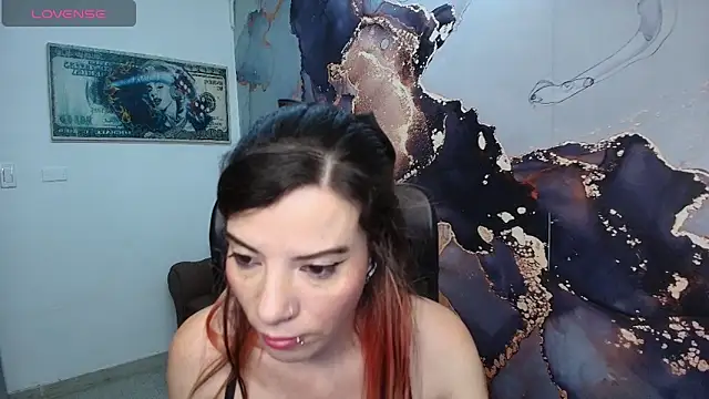 Snapshot of DanaaRey chatting on 09-22-25, 11:12 DanaaRey online show from 09-22-25, 11:12
