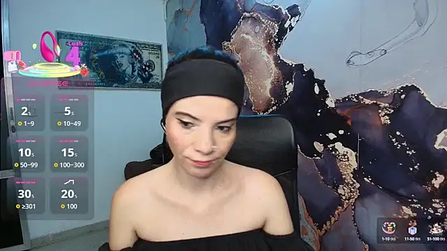 Snapshot of DanaaRey chatting on 09-26-25, 02:10 DanaaRey online show from 09-26-25, 02:10