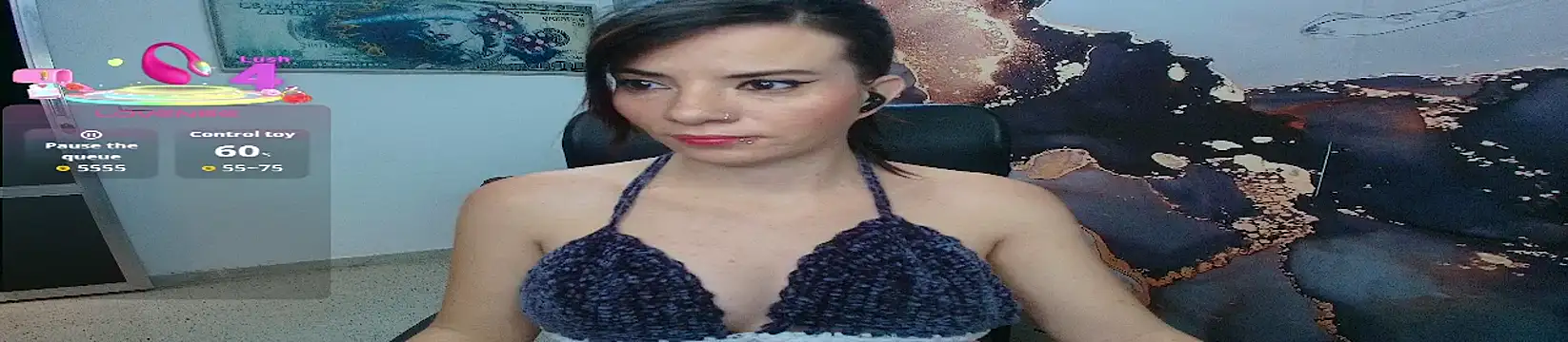 Snapshot of DanaaRey chatting on 10-11-25, 04:38 DanaaRey online show from 10-11-25, 04:38