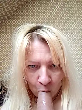 Snapshot of Lauri_scherri chatting on 03-08-26, 02:43 Lauri scherri online show from 03-08-26, 02:43