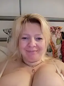 Snapshot of Lauri_scherri chatting on 06-04-26, 05:41 Lauri scherri online show from 06-04-26, 05:41