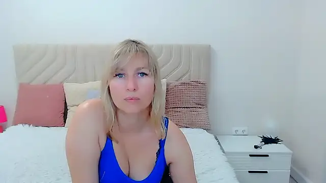 Incredible Ariela online show from 06-28-26, 10:10