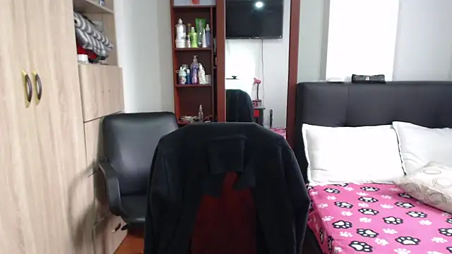 miia-big1boobs  online show from 03-05-25, 06:34