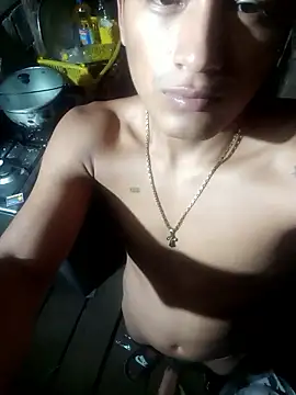 Snapshot of Huebolocko chatting on 12-02-24, 05:37 Huebolocko online show from 12-02-24, 05:37