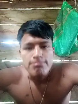 Snapshot of Huebolocko chatting on 12-16-24, 07:43 Huebolocko online show from 12-16-24, 07:43