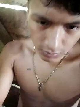 Snapshot of Huebolocko chatting on 12-19-24, 07:29 Huebolocko online show from 12-19-24, 07:29