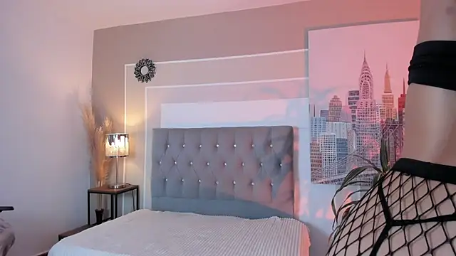 Snapshot of valeriavibes chatting on 12-12-24, 07:15 valeriavibes online show from 12-12-24, 07:15