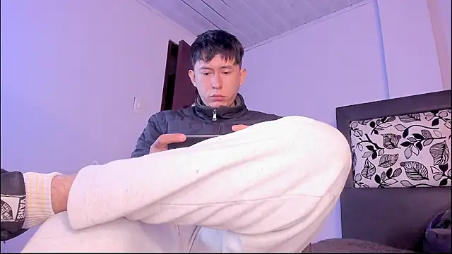 setsuna10 online show from 11-29-25, 02:47