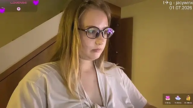 Snapshot of JacyWinslat chatting on 07-01-26, 11:23 JacyWinslat online show from 07-01-26, 11:23