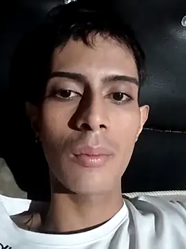 DOMINANTE KLOE  online show from 03-05-25, 01:31