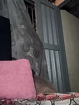 DOMINANTE KLOE  online show from 03-06-25, 02:19