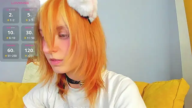 Snapshot of Little_Chips chatting on 03-19-25, 11:50 Little Chips online show from 03-19-25, 11:50