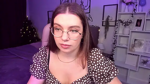 DaniellaLovely online show from 01-05-25, 05:30