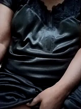 kavinila20 online show from 12-18-25, 08:26