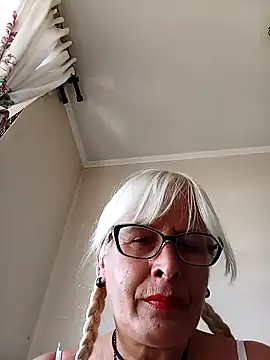 Snapshot of Rousmk1 chatting on 01-03-25, 02:19 Rousmk1 online show from 01-03-25, 02:19