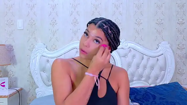 TiaraRosse online show from 09-10-25, 12:27