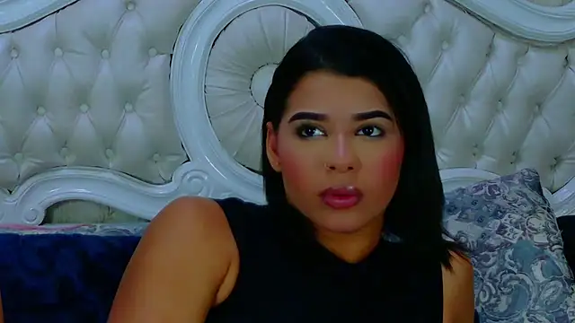 TiaraRosse online show from 10-18-25, 05:10