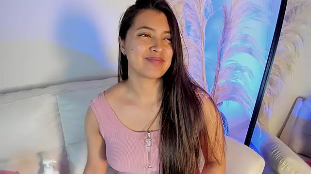 Snapshot of Rebeca_Williams_ chatting on 01-15-25, 03:43 Rebeca Williams online show from 01-15-25, 03:43