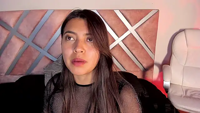 Snapshot of Rebeca_Williams_ chatting on 01-21-25, 02:33 Rebeca Williams online show from 01-21-25, 02:33