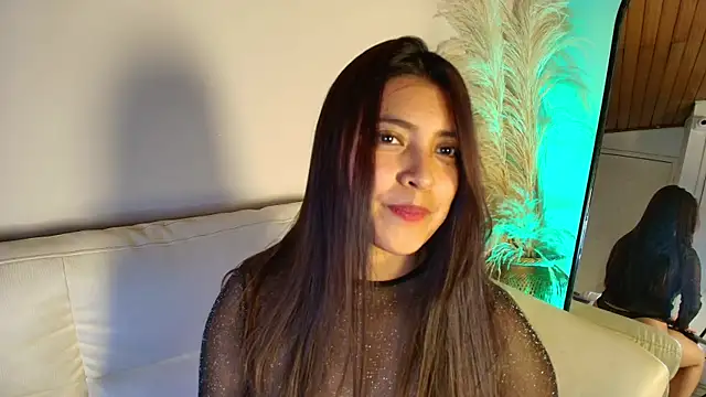 Snapshot of Rebeca_Williams_ chatting on 02-04-25, 02:17 Rebeca Williams online show from 02-04-25, 02:17