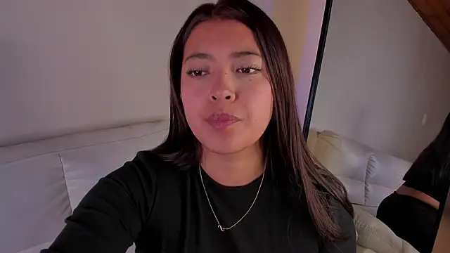 Rebeca Williams  online show from 03-25-26, 12:44