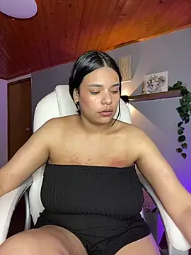 Snapshot of Isabella_boobd chatting on 02-01-25, 01:12 Isabella boobd online show from 02-01-25, 01:12