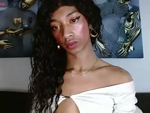 Snapshot of Maidi_ chatting on 01-02-25, 05:29 Maidi online show from 01-02-25, 05:29