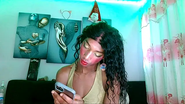 Snapshot of Maidi_ chatting on 02-12-25, 01:37 Maidi online show from 02-12-25, 01:37