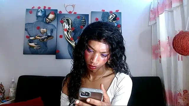 Snapshot of Maidi_ chatting on 02-19-25, 01:50 Maidi online show from 02-19-25, 01:50