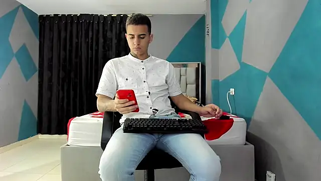 simookeler online show from 12-31-24, 08:37