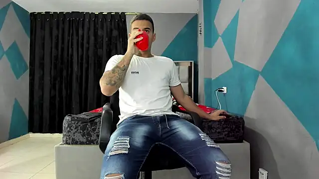 simookeler online show from 02-21-25, 03:56