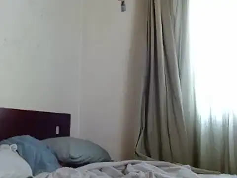 kittenlizz online show from 01-06-25, 04:34