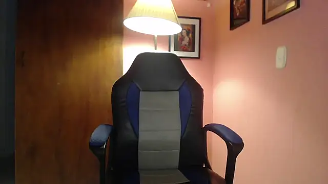 Snapshot of bunnyemilyrose36 chatting on 01-30-25, 10:08 bunnyemilyrose36 online show from 01-30-25, 10:08