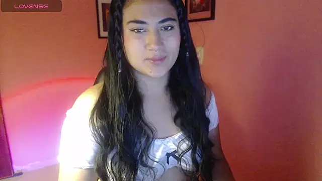 Snapshot of bunnyemilyrose36 chatting on 10-07-25, 10:34 bunnyemilyrose36 online show from 10-07-25, 10:34