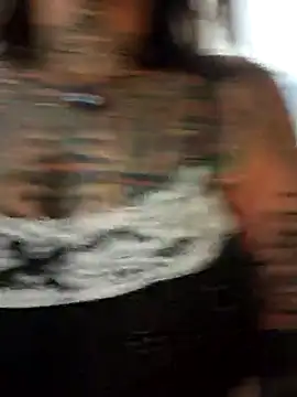 lizzardqueeen online show from 10-02-25, 04:58