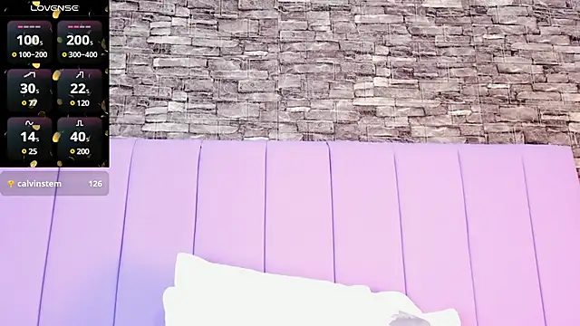 Aixa hill1 online show from 02-13-25, 08:24