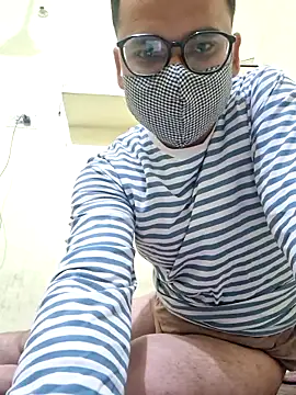 Snapshot of all_the_fun_you_want chatting on 04-18-26, 11:49 all the fun you want online show from 04-18-26, 11:49