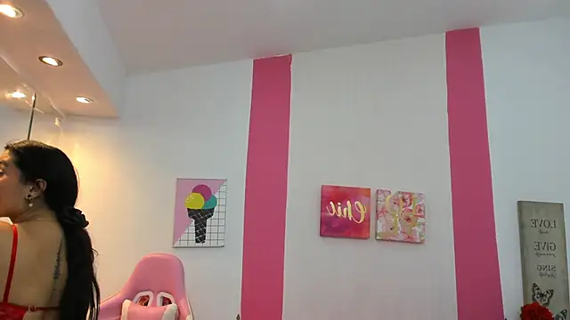 scarlette 15  online show from 01-07-25, 03:46