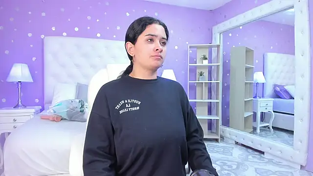 scarlette 15  online show from 10-18-25, 03:09