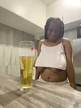 Snapshot of Wettitiesxxx chatting on 05-28-26, 07:22 Wettitiesxxx online show from 05-28-26, 07:22