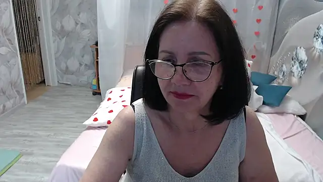OlgaHottie online show from 06-05-26, 11:32