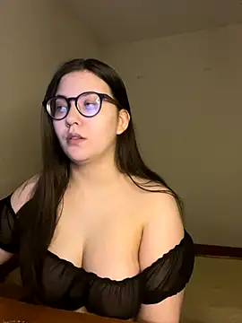 Snapshot of Prudie_Gabriella chatting on 11-16-25, 02:11 Prudie Gabriella online show from 11-16-25, 02:11