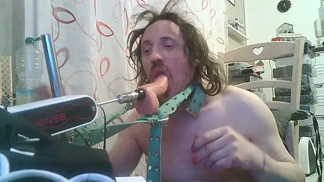 cyril020202 online show from 03-08-26, 09:29