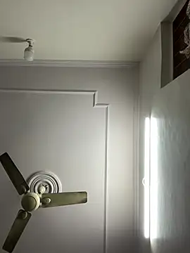 Snapshot of John_desihunk chatting on 01-14-26, 05:40 John desihunk online show from 01-14-26, 05:40